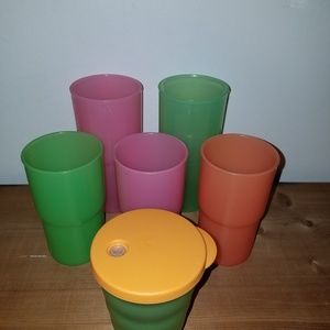 Set of 6 mismatched Tupperware tumblers